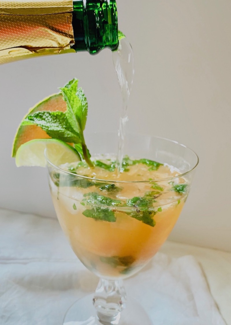 sparkling summer bourbon cocktail
