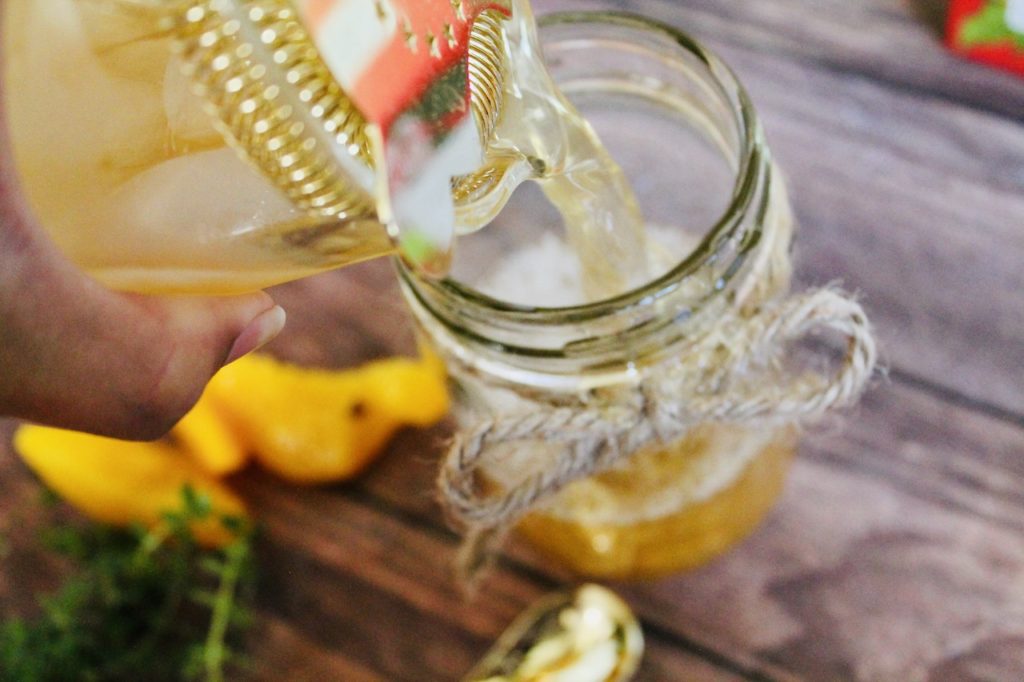 peach bourbon drink