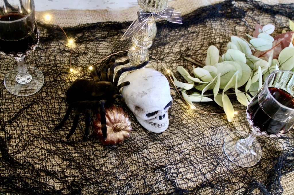 halloween spiders and skull decoration