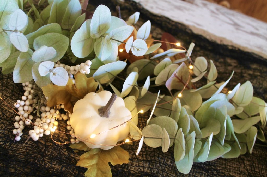 halloween table decor