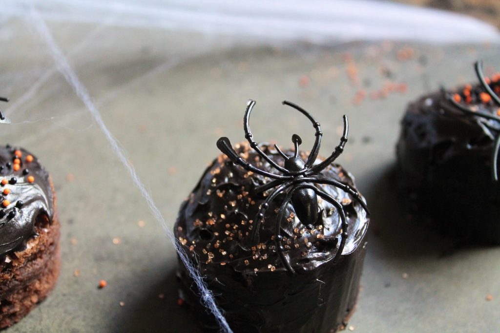 spider brownie bites