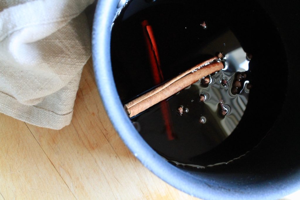 poaching liquid for pears