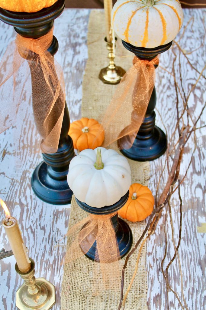 fall table decorations with pumpkins