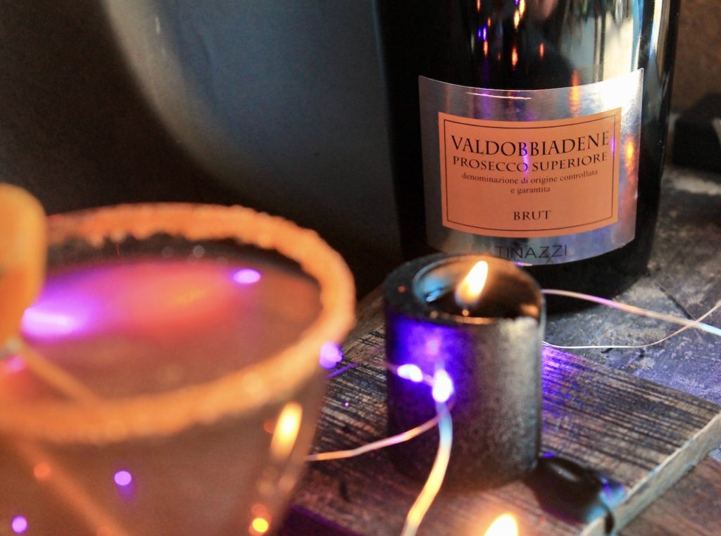 add sparkling wine to this halloween cocktai