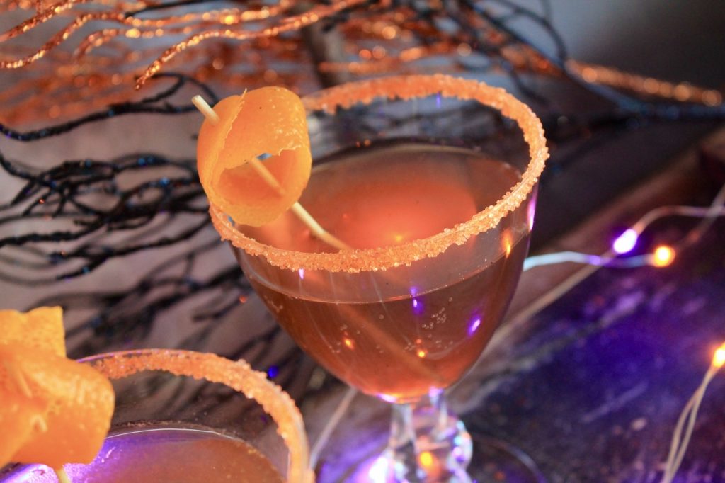 halloween Hocus pocus fizz cocktail