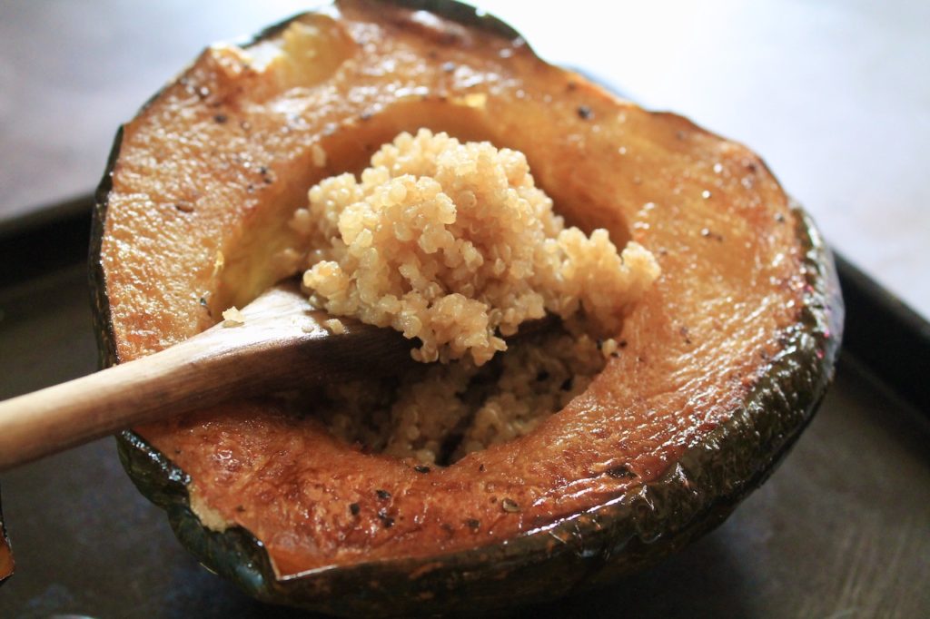 stuffed acorn squash with quinoa
