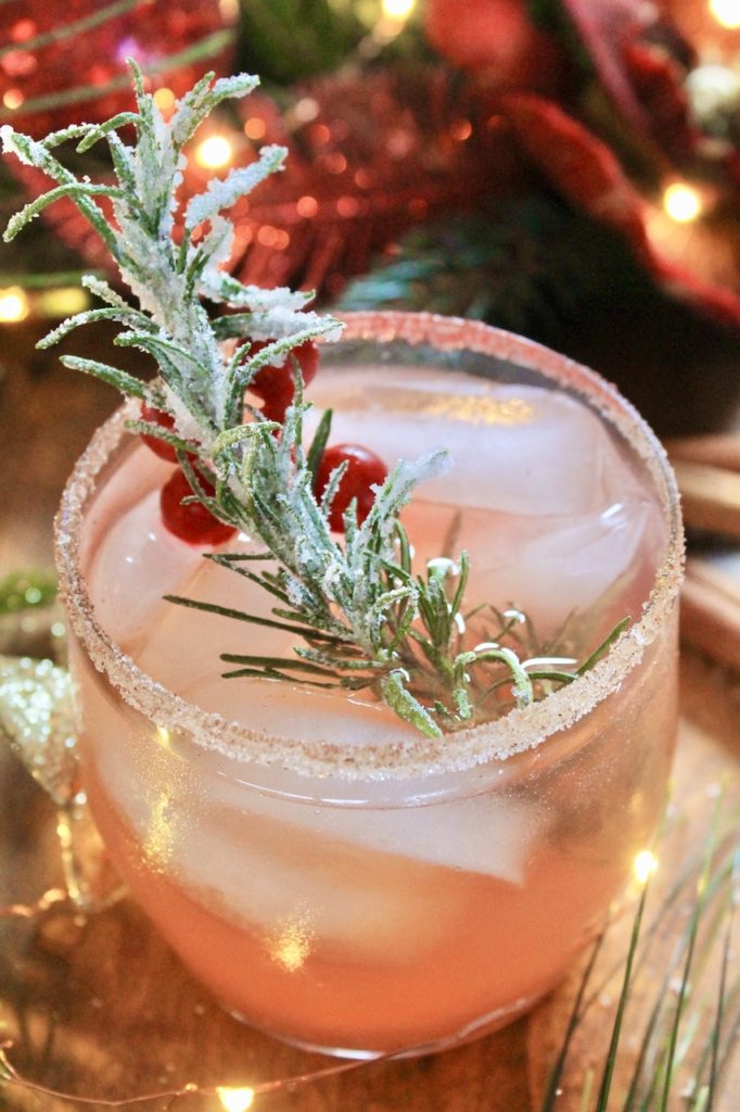 Christmas cranberry margarita