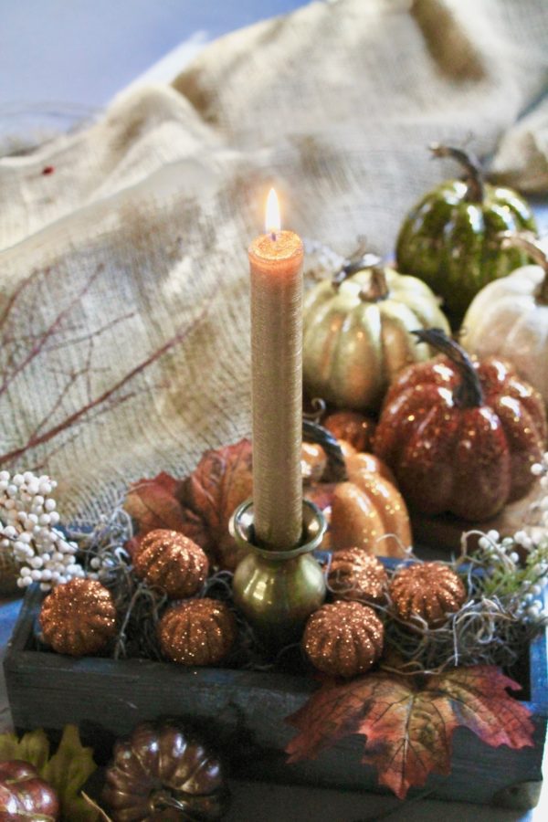 Easy fall or Thanksgiving Centerpiece Idea with Pumpkins and Candles