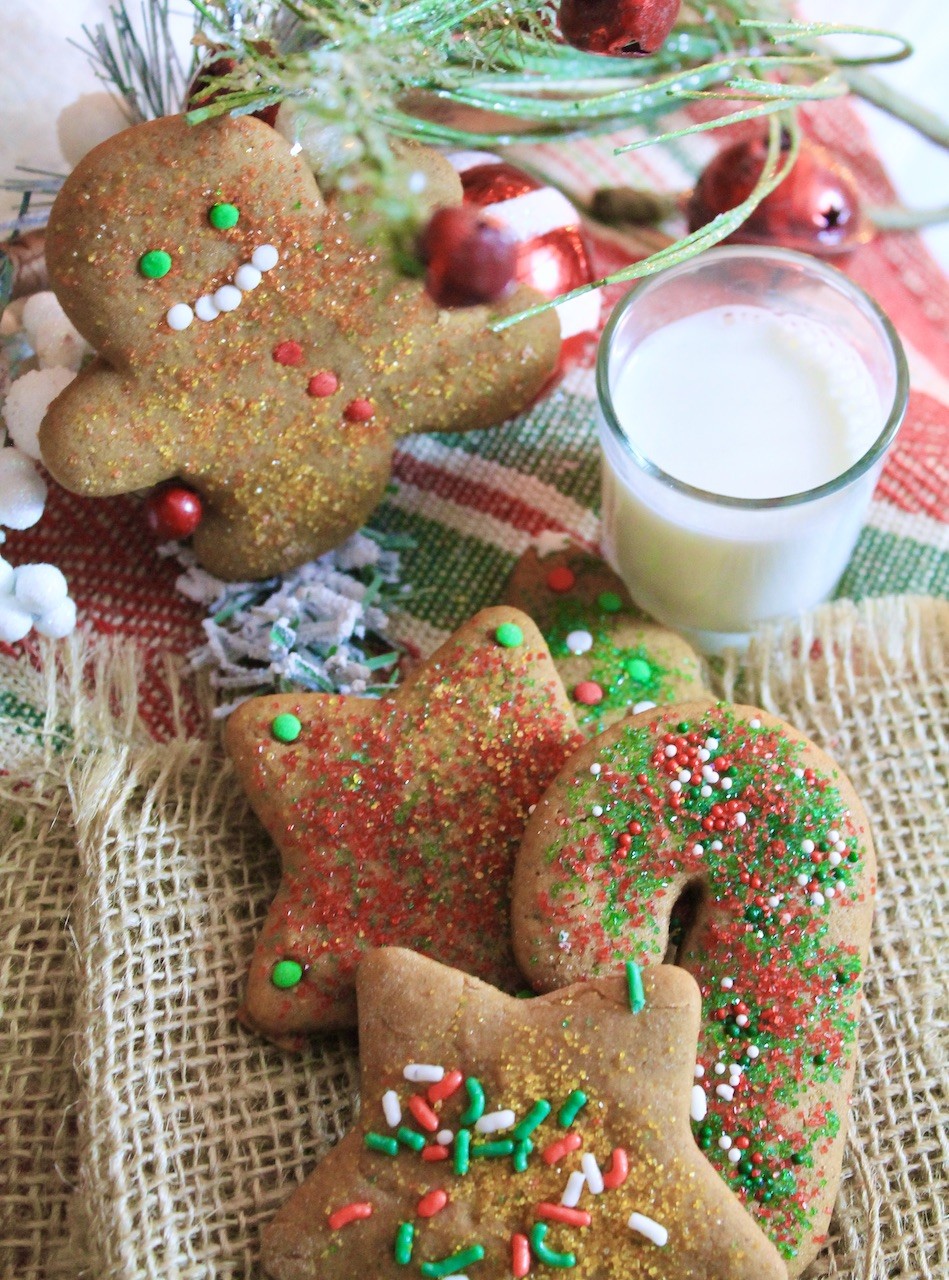 Make Quick Gingerbread Cookies with Sprinkles For Santa!