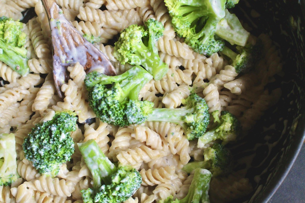 quick and creamy pasta with broccoli