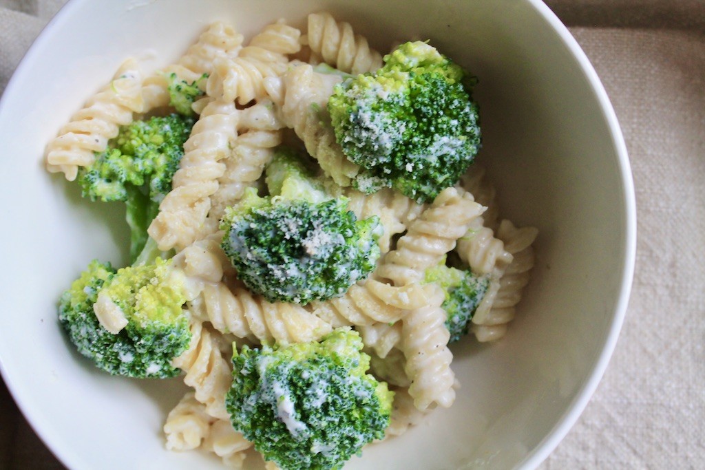 quick and creamy pasta with broccoli