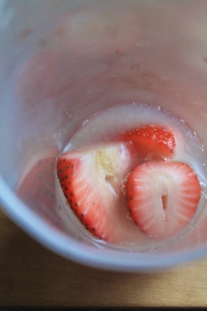 summery strawberry smash rum shots