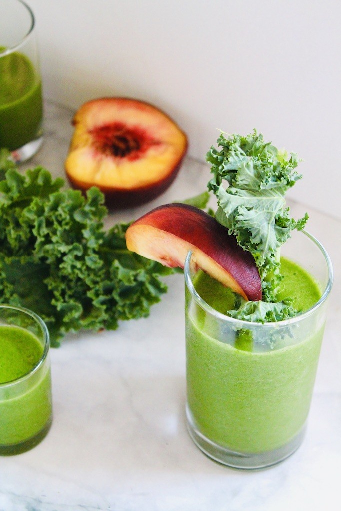 fresh fruity kale and peach smoothie