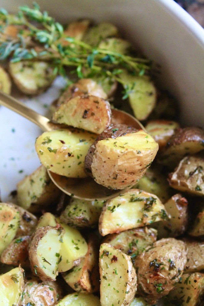 garlic parmesan roasted potatoes