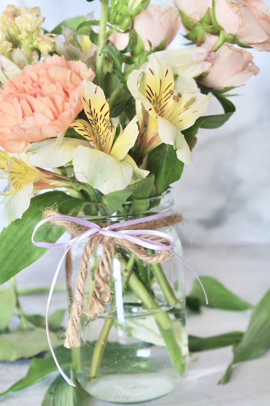 easy mason jar flower arrangements for any occasion