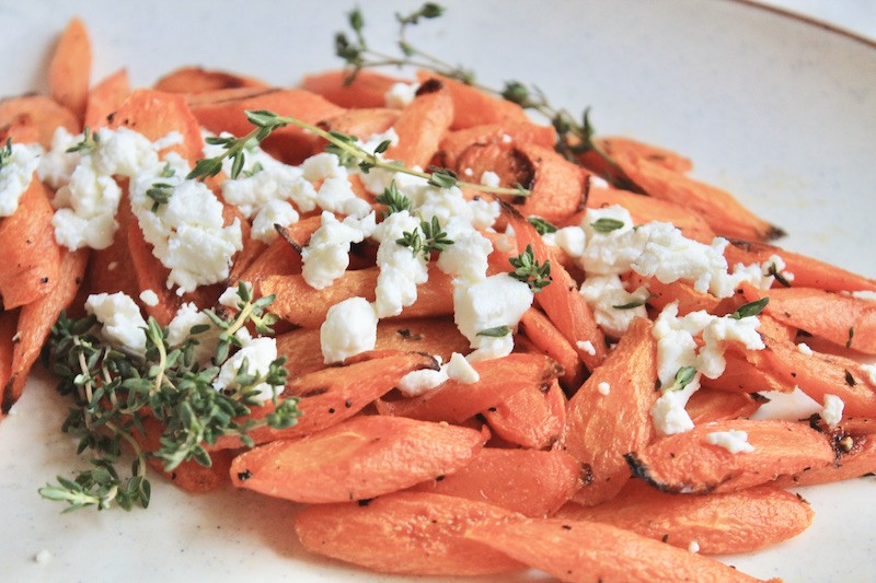 sliced carrots roasted