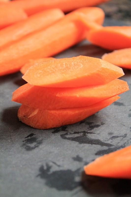 sliced carrots