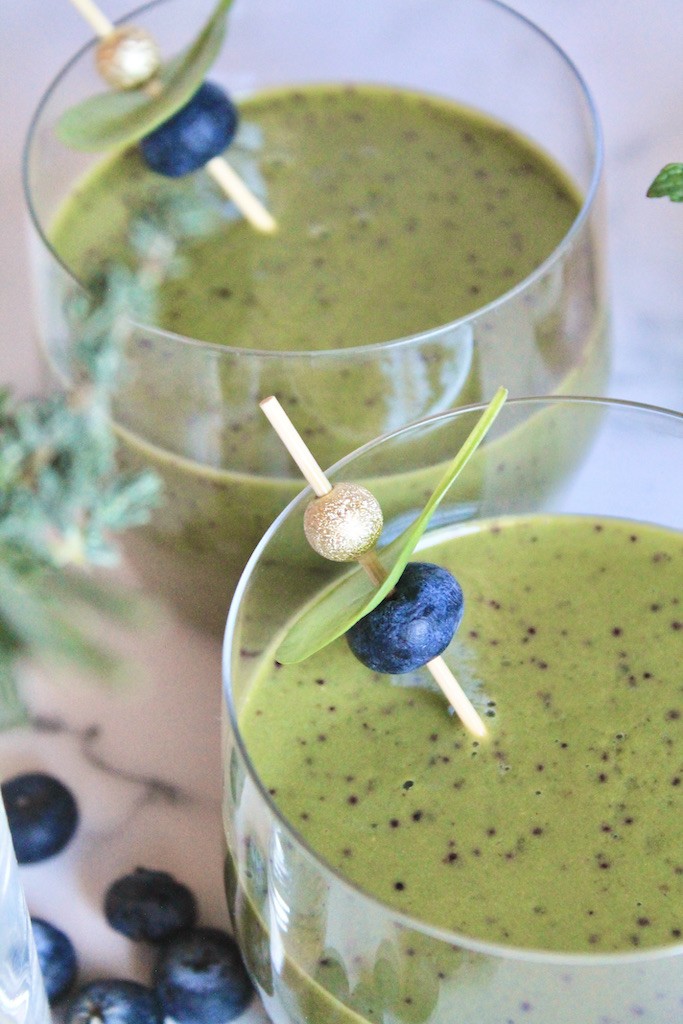 spinach blueberry smoothie