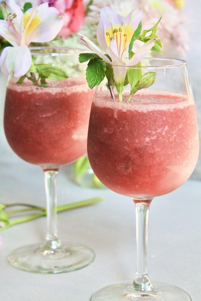 easy frozen red wine cocktail