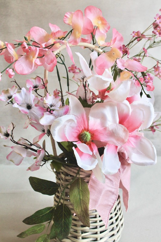 easy spring flower centerpiece