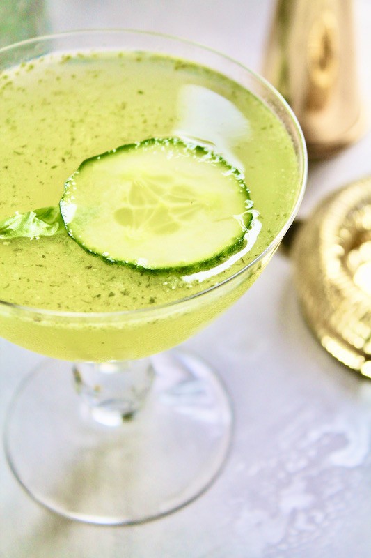 basil and cucumber gimlet