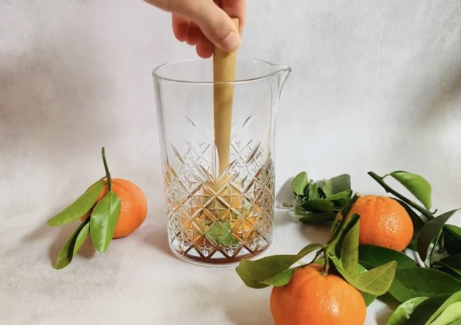 mandarin bourbon cocktail