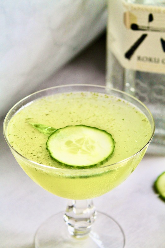 basil cucumber gin cooler