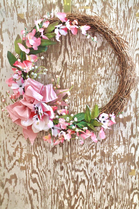 easy pink diy flower wreath