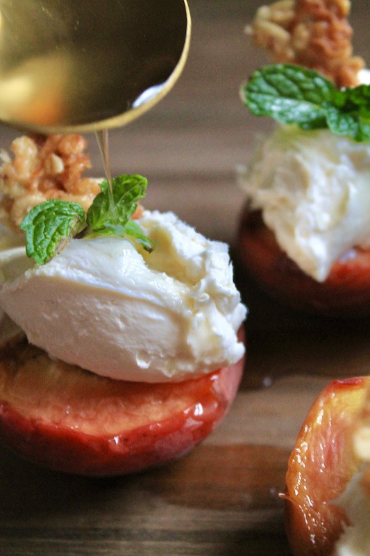 grille peaches with mascarpone