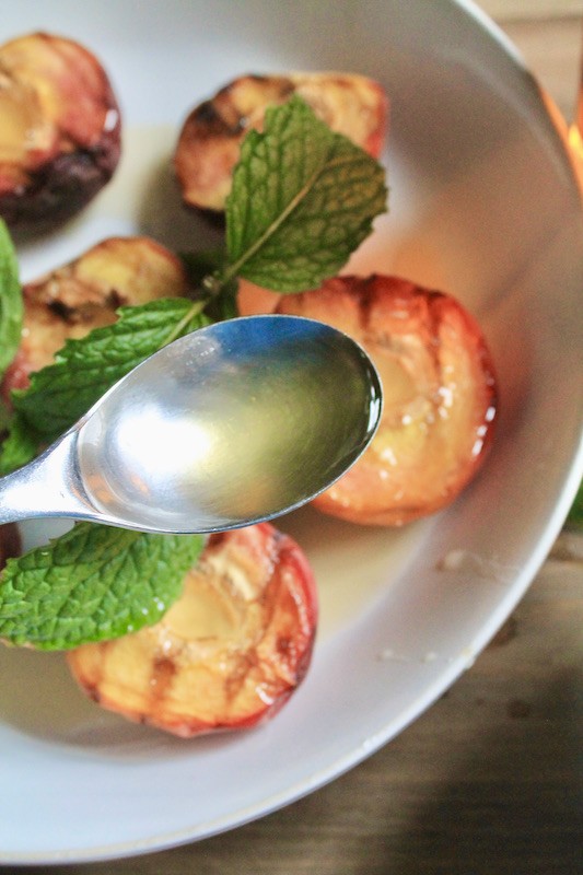 grilled peaches with bourbon drizzle