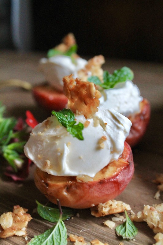 grilled peaches with cream