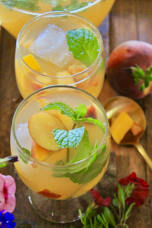 white wine peach sangria with vodka