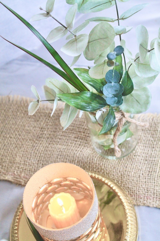 easy neutral table decor