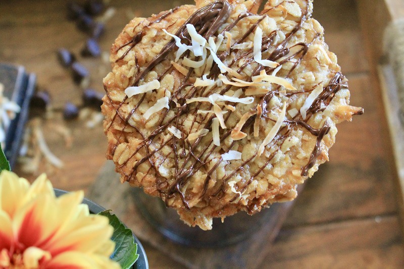 thin oatmeal crisp lace cookies