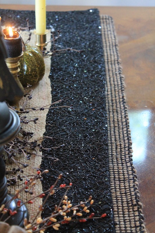 table runner layered