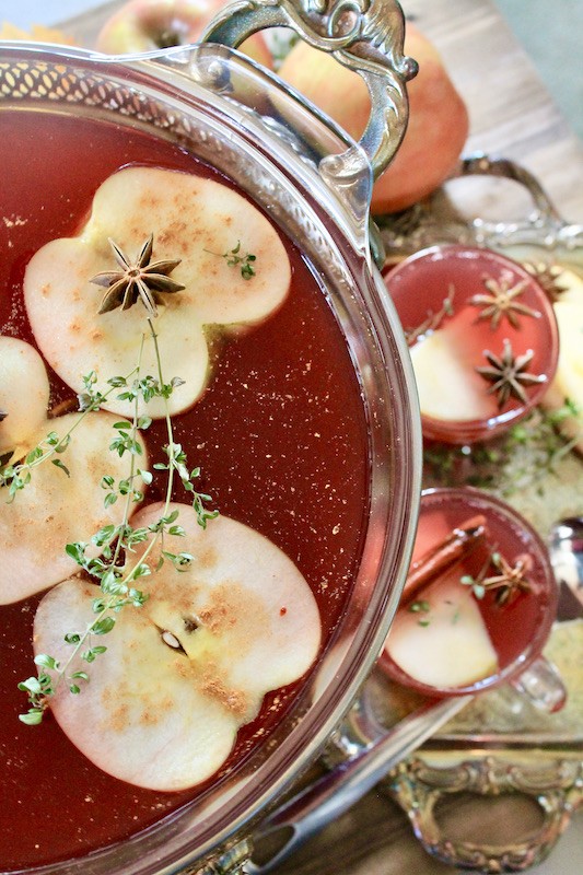 fall punch with apples and cranberry