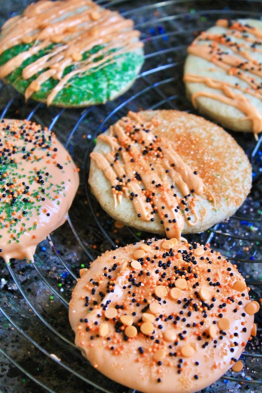 spooky spiced halloween cookies