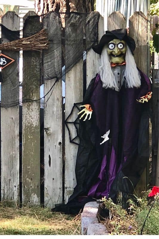 easy halloween witch decor ideas