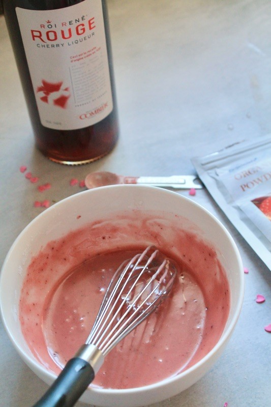 make a strawberry powder glaze for valentines day pound cake with cherry Liqueur 