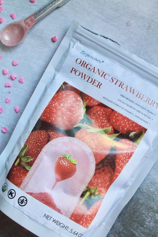make a pink glaze with organic strawberry powder