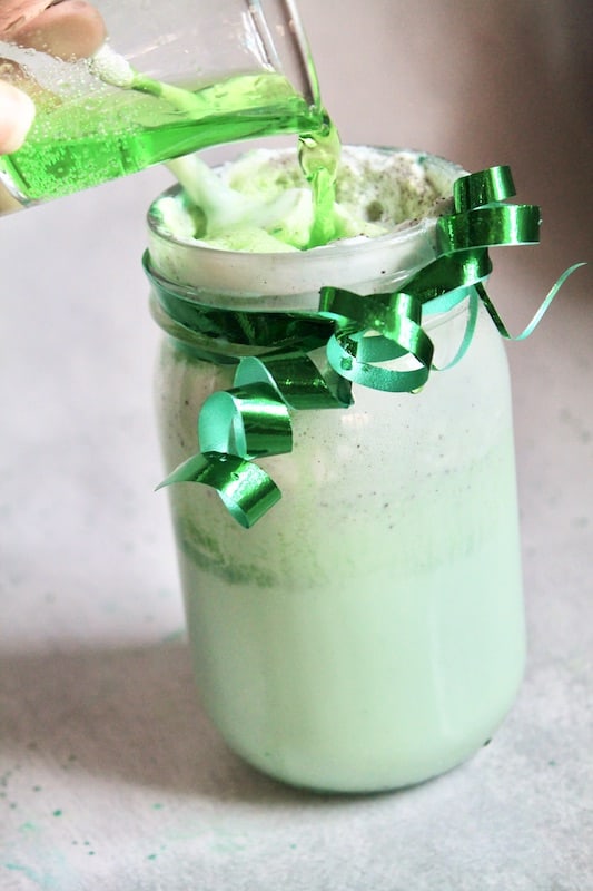 st. patricks day green river beer drinks