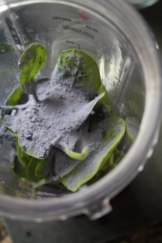 butterfly pea flower powder and spinach smoothie