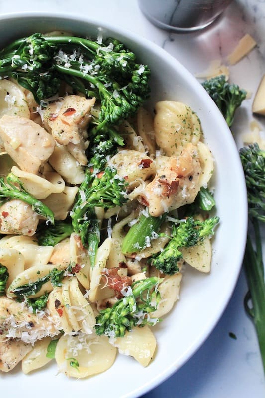 chicken and baby broccoli pasta