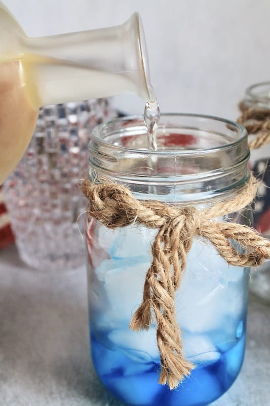 add white wine to your summer cocktail 4th of july