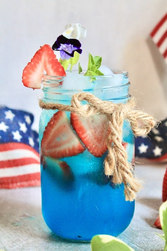 easy fourth of july fun cocktail