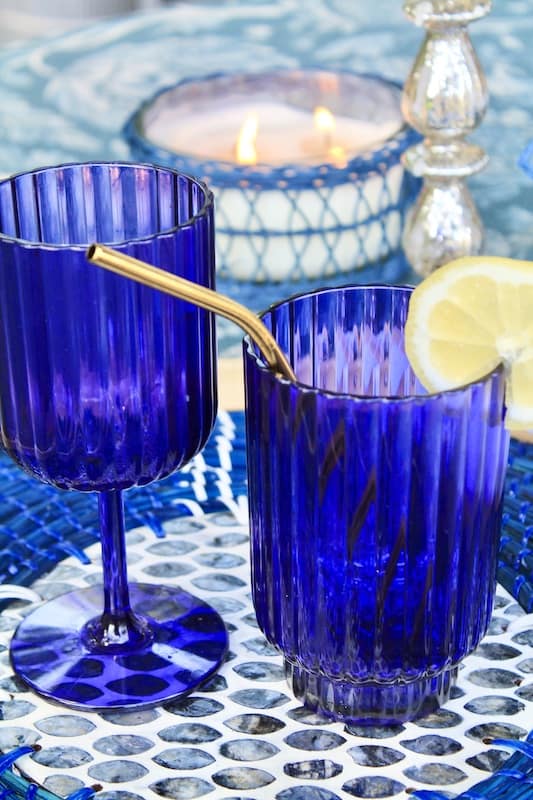 moody blue tablescape ideas