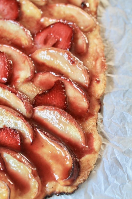 glazed nectarine and strawberry fruit tart