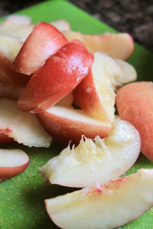 sliced nectarines