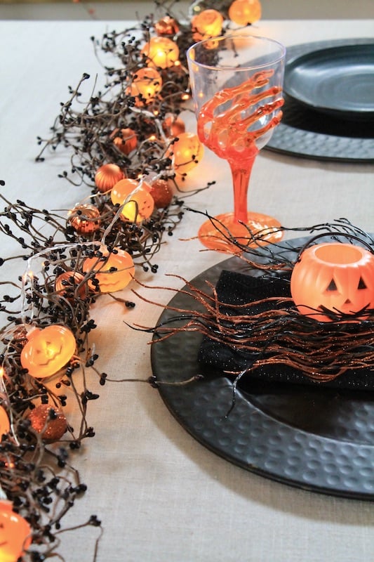 easy diy halloween lights garland decoration