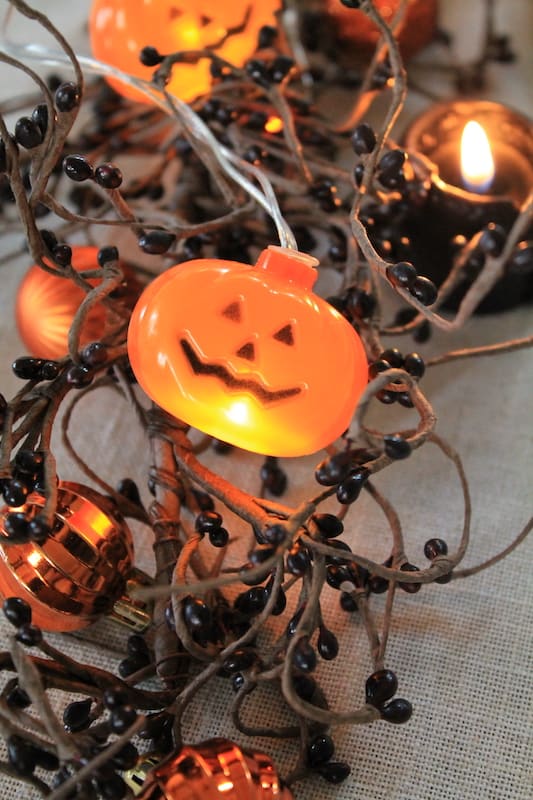 halloween table decor